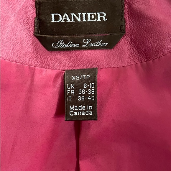 EUC Danier Italian Leather Bomber Jacket - Picture 3 of 7